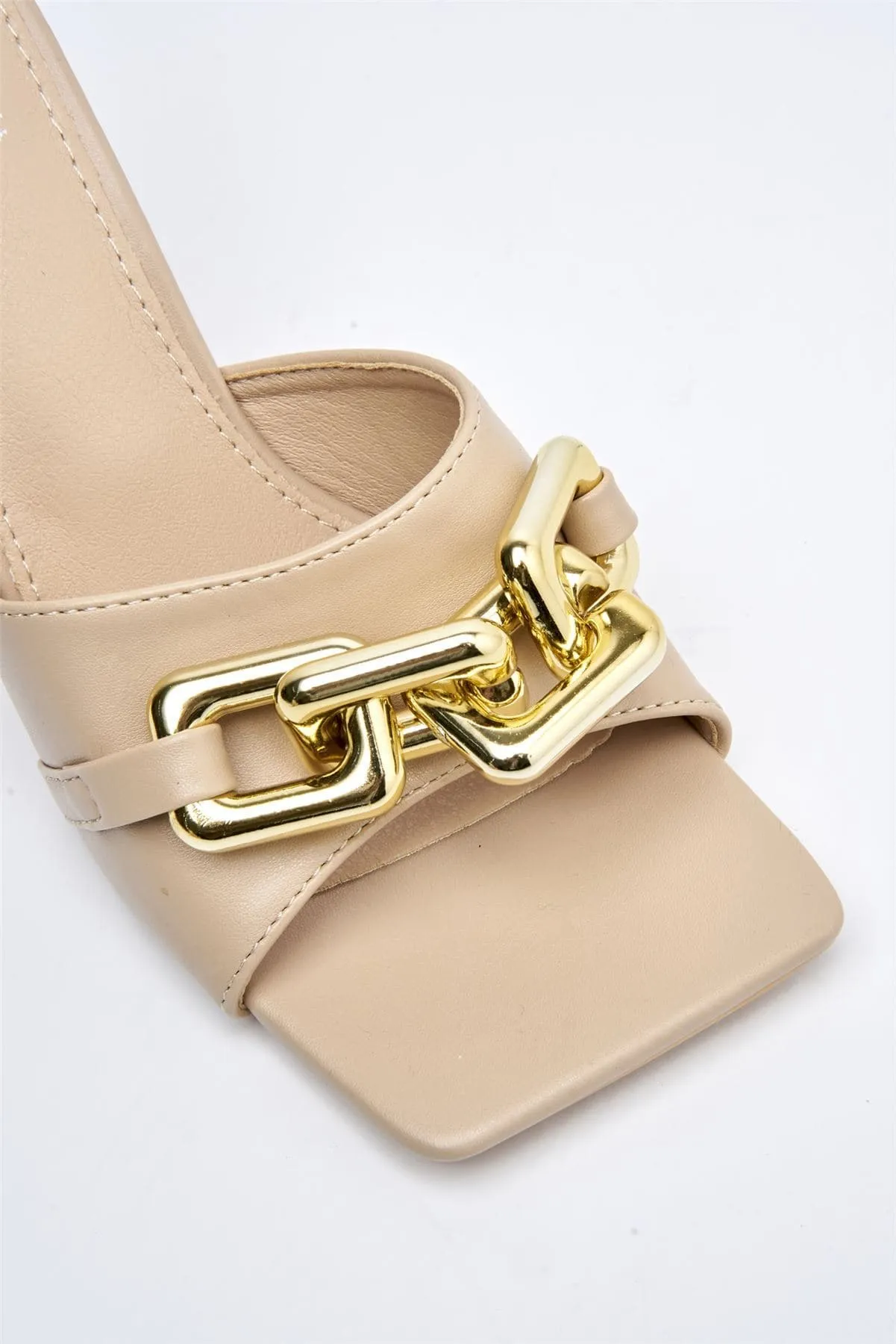 Viola Gold Chain Detail Mule in Nude