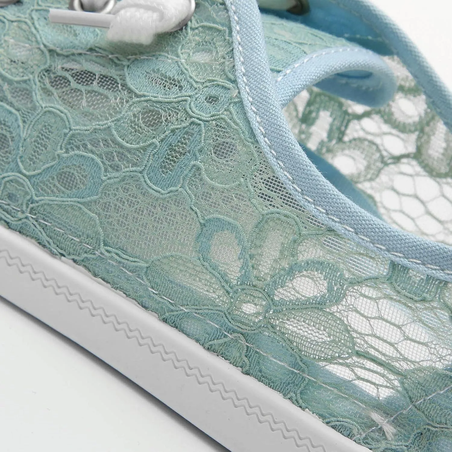 Women Sneakers Low Top Slip On Fashion Shoes,Lace up Canvas Sneakers,Fashion Comfortable Walking Shoes Casual Tennis Shoes for Women Non Slip Loafers