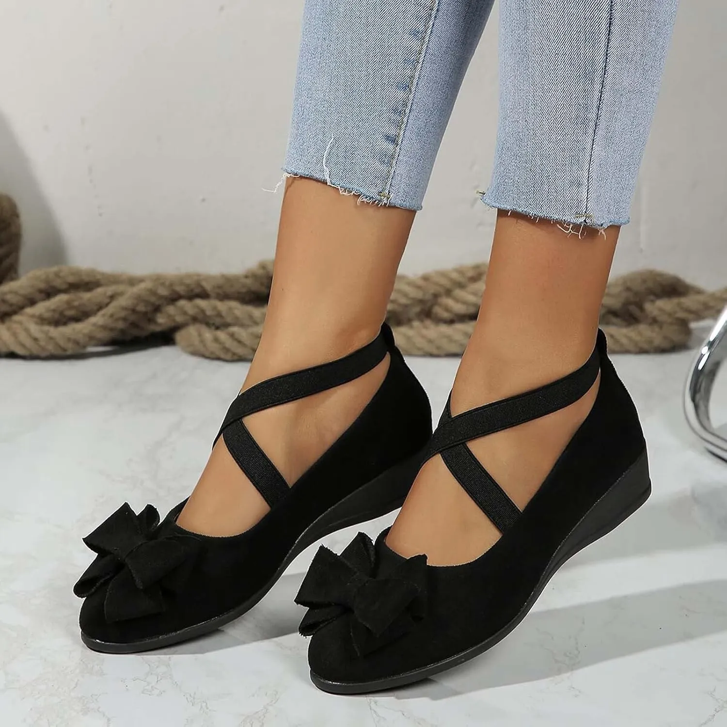 Women's Comfortable Suede Casual Shoes Low Heel Elastic Strap Slip-On Walking Footwear for Daily Wear and Outings