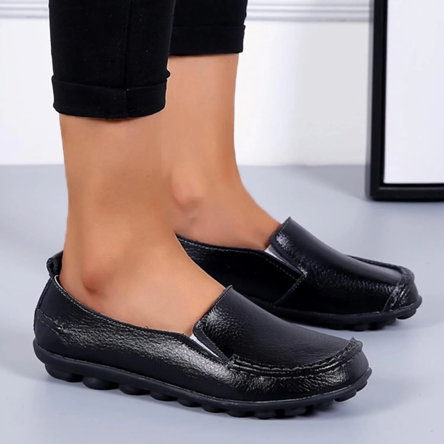 Womens Flats Fashion Slip On Sneakers Casual Wide Walking Shoe Comfort Orthopedic Shoes Business Casual Shoes