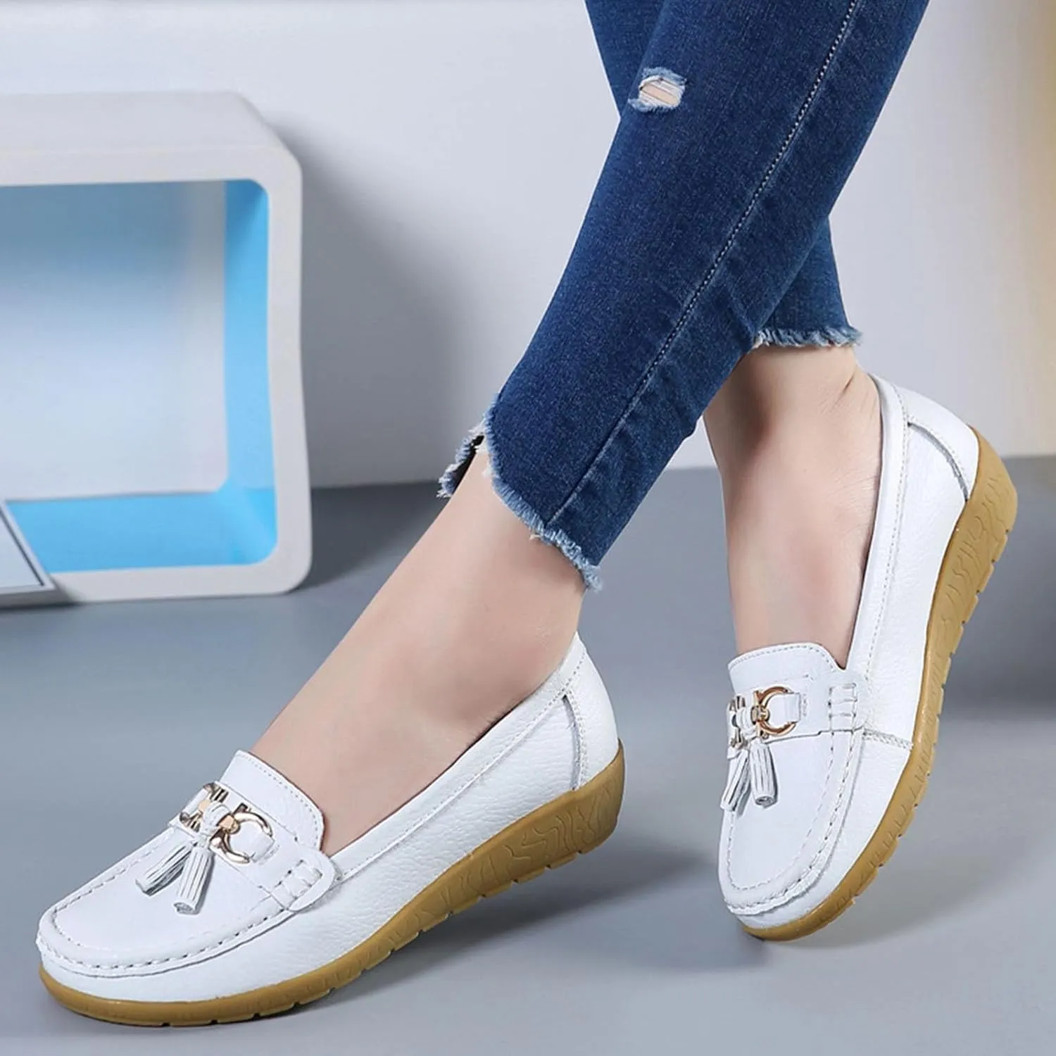 Women's Loafers Comfortable Slip-On Business Casual Work Shoes - Lightweight Penny Flats with Arch Support for Office & Walking