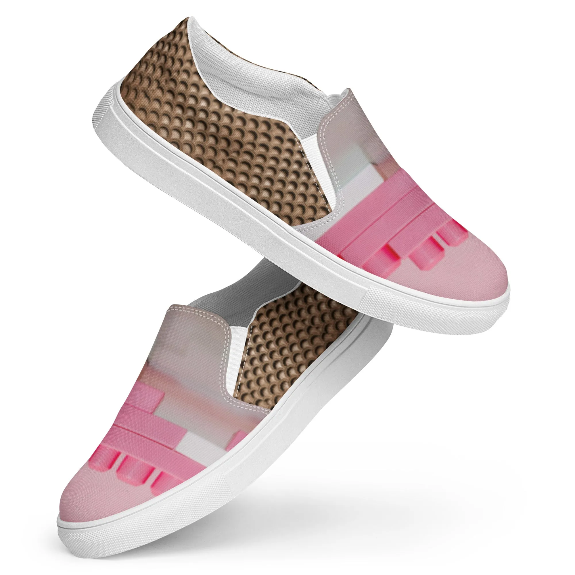 Women’s slip-on canvas shoes in the colors of nature - Leaf Beetle