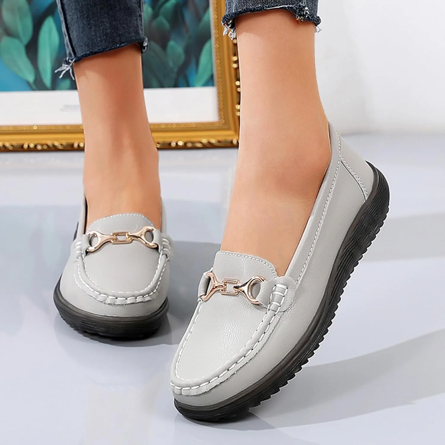 Women's Slip On Loafer Shoes Fashion Leather Shoes Non Slip Versatile Dress Shoes Business Casual Shoes