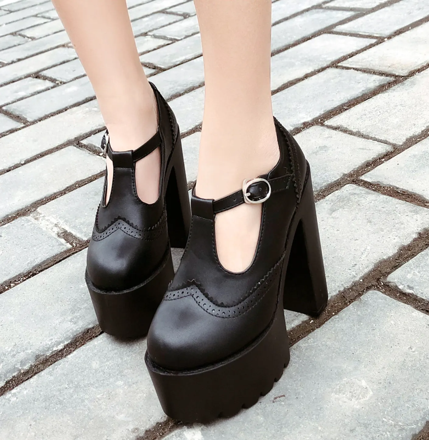 Women's Spring/Autumn High Heels Round Toe Pumps