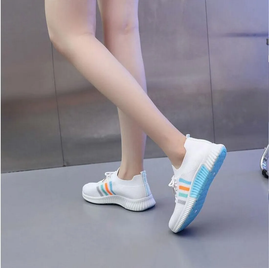 Women's Vulcanized Sneakers with Mesh Breathable / Casual Running Sports Shoes Ladies